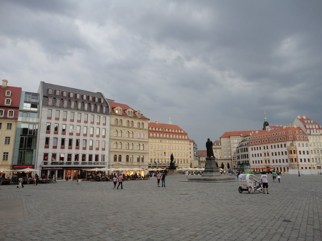 Dresdner Debatte Stadtdialog zum Neumarkt